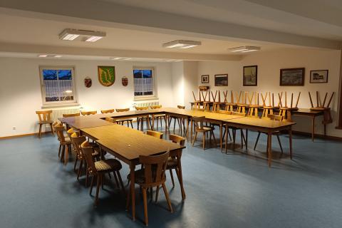 Der Versammlungsraum im Obergeschoss