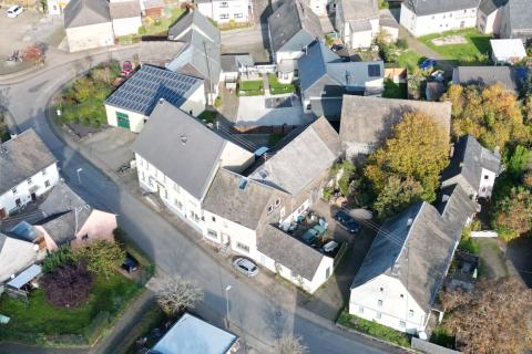 mittelstrimmig-drohne