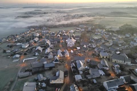 mittelstrimmig-drohne