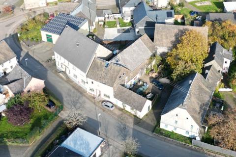 mittelstrimmig-drohne